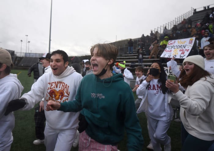 Central-Catholic.Tualatin.6A-football-final.Taylor-Balkom.80